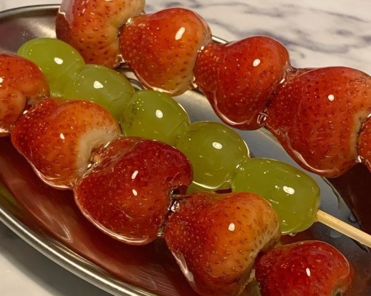 Easy Homemade Tanghulu Crunchy Fruit Sweets at Home top view
